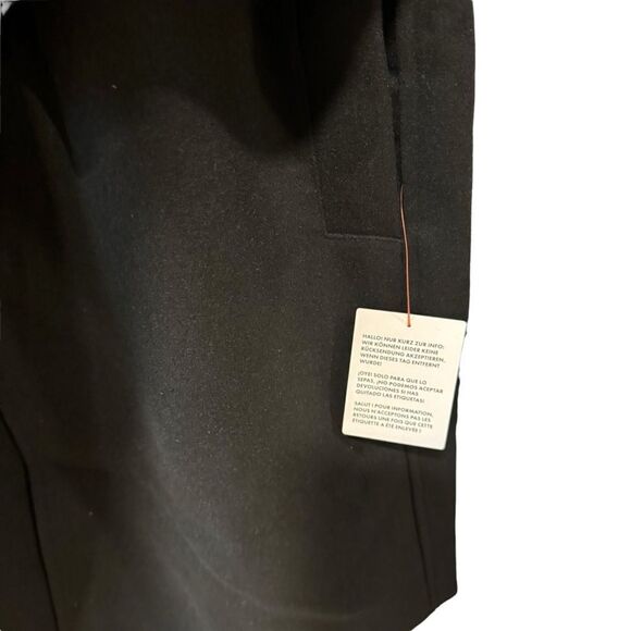 ASOS Design relaxed fit wool mix overcoat in Black - Picture 7 of 8